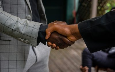 When Should Start-ups Outsource their Finance Function?